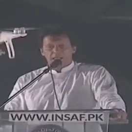 pakistaniyon apne aap ko uthao aap log niche ja rahe ho gulam com ki koi ijjat Nahin Hoti. #imrankhan #loveguru #foryou #foryoupage #releaseimrankhan 