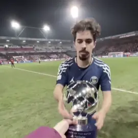 ساحرّ أنتَ يّاقمر الدُجىّ فيكَ والسَّحر#fyp #foryou #فيتينيا #اكسبلور #viral 