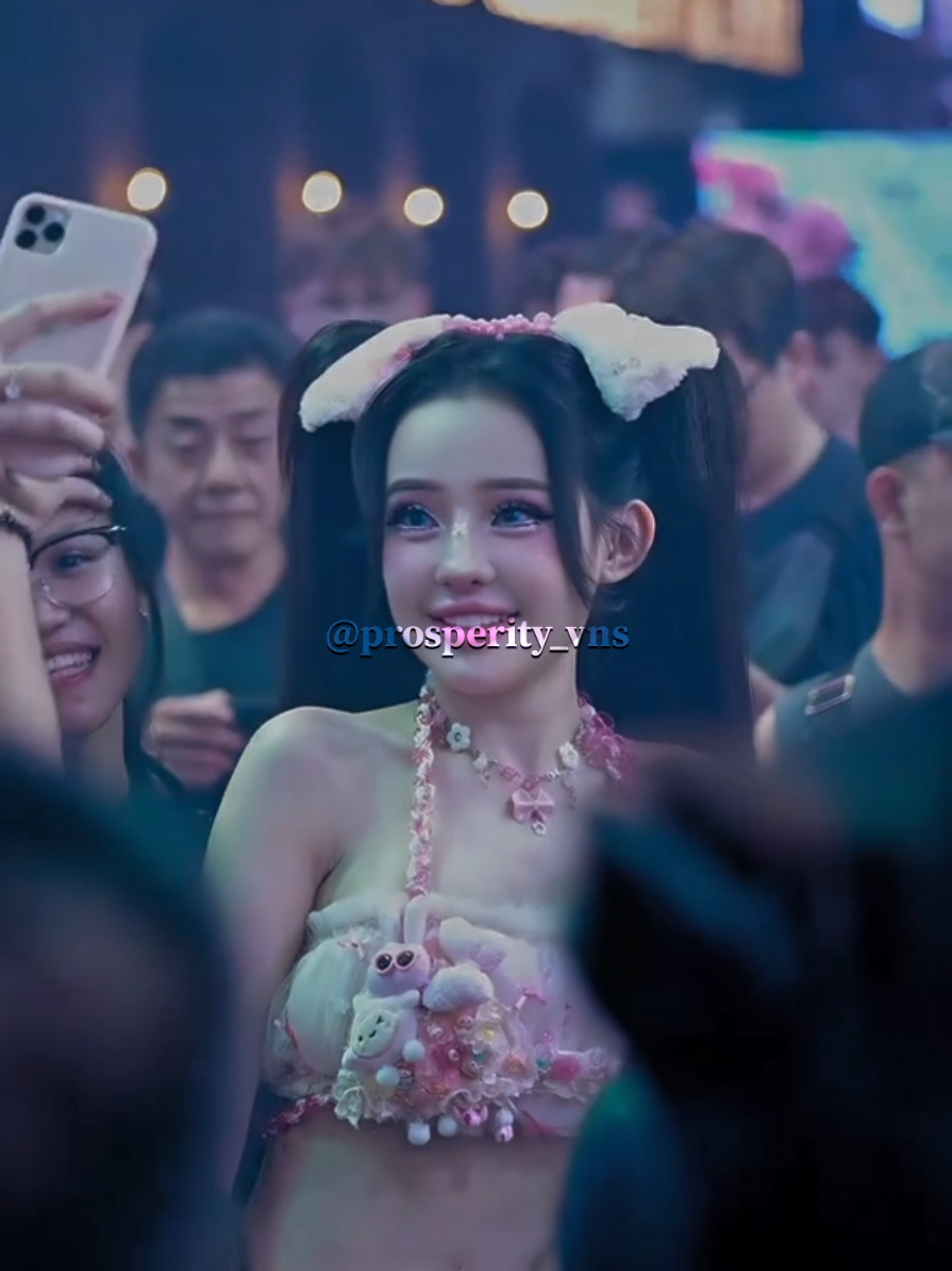 NGƯỜI CỐNG HIẾN CHO CỘNG ĐỒNG CÀNG NGÀY CHỈ VÌ MUỐN ĐƯỢC NHIỀU LỢI ÍCH VỀ BẢN THÂN MÌNH LẠI DÙNG HÌNH ẢNH ĐỂ KINH DOANH NHỮNG SẢN PHẨM KHÔNG AN TOÀN. LIỆU HÌNH PHẠT NÀY CÓ THÍCH ĐÁNG CHO NGÂN 98 VÀ KHÔNG SỚM THÌ MUỘN BOSS NGÂN COLLAGEN CŨNG SẼ BỊ ĐƯA VÀO VÒNG TRÒN PHÁP LUẬT? #ngan98 #ngancollagen #prosperity_vns #fyp #devisenteam✨ 