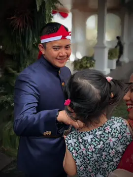 Gemas nyaa kalo udah bareng anak kecil ✨ #letkolteddy #mayorteddy #teddyindrawijaya #sekretariskabinet 