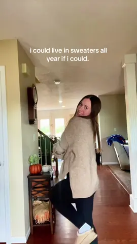my favorite thing seriously #sweaters #falloutfitinspo #fallfashion #fallootd #viral 