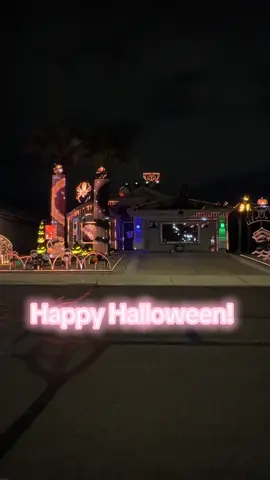 If you’re like us and love taking the kids to check out the cool holiday houses you definitely don’t want to skip out on this one!  The Keeley’s Light Show is located at 1851 S Brighton Circle in Mesa Arizona right off of power and the US 60. The show runs daily from 6:30-9pm.  They have scenes from Stranger Things, Halloween, and so much more.  We will definitely be back before the Halloween season is over.  #halloween #MomsofTikTok #fyp #halloweendecor #freefamilyfun 