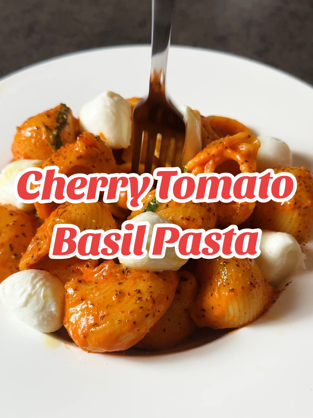 Mini Mozzarellaaaaaaa 😍 We're back in our cherry tomato era and this recipe won't disappoint! 🔥 The homemade cherry tomato sauce itself is amazing, but pair it with fresh basil and mini mozzarella and you get this irresistible and addictive recipe🤤 It's tasty, creamy and cheesy, too good not to try it!,✨ Ingredients: Pasta Heavy cream  Parmesan  Tomato paste  Garlic White wine Chili flakes, black pepper, salt Olive oil Cherry tomatoes  Fresh basil Fresh oregano  Mini mozzarella balls All the instructions and measurements are in our Ultimate Pasta Cookbook, link in bio🔗 We hope you love it,  Jo and Bart❤️ #pasta #delicious #mozzarella #creamy #food 