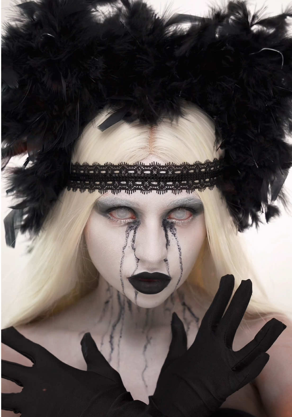 HALLOWEEN MAKEUP 4 🖤 #halloweenmakeup #transition #makeup #trend #transition 