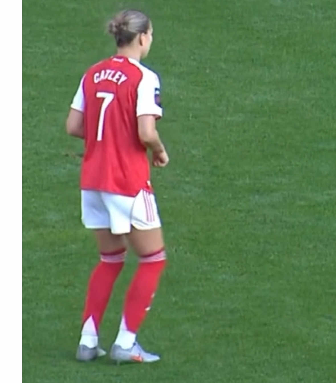 I love their friendship so much 🥰 #stephcatley #kyracooneycross #arsenalwfc #matildas #woso 