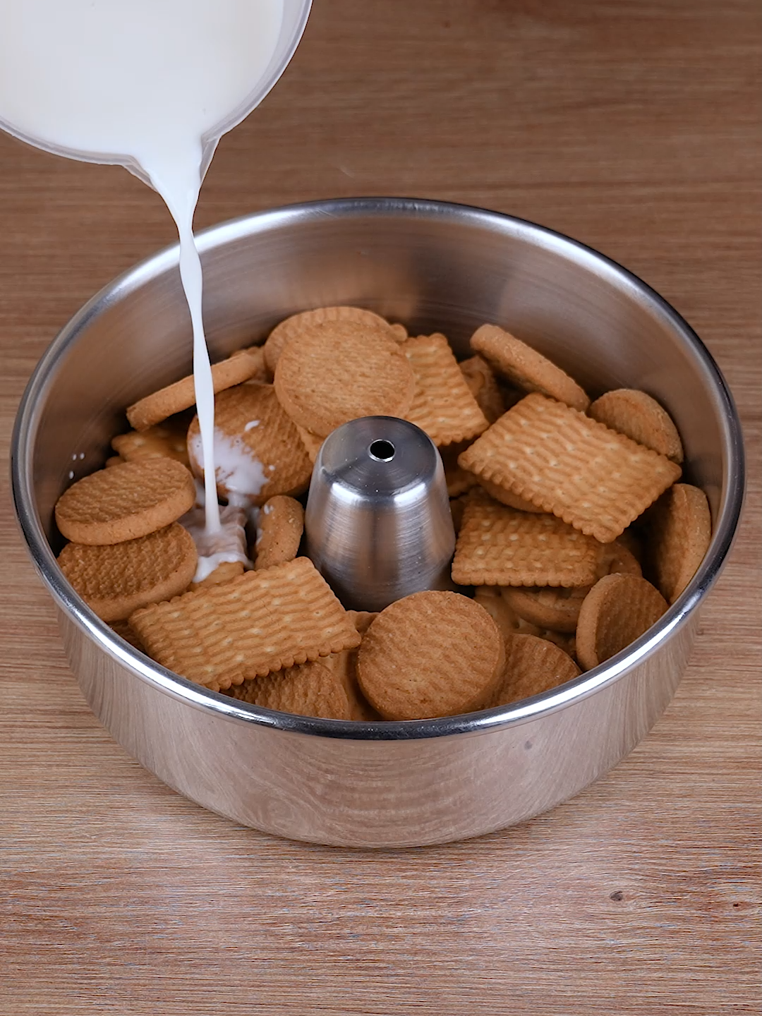 A little trick and the biscuits turn into a genius idea #cooking #Recipe #EasyRecipe #quickrecipes #cook #cake #dessert #viral #viraltiktok