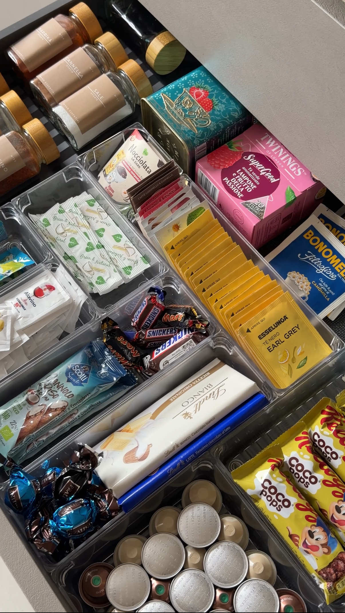 Restock with me 🍪🍫🍬 - ASMR #asmr #restock #organization #pantryorganization #aesthetic 