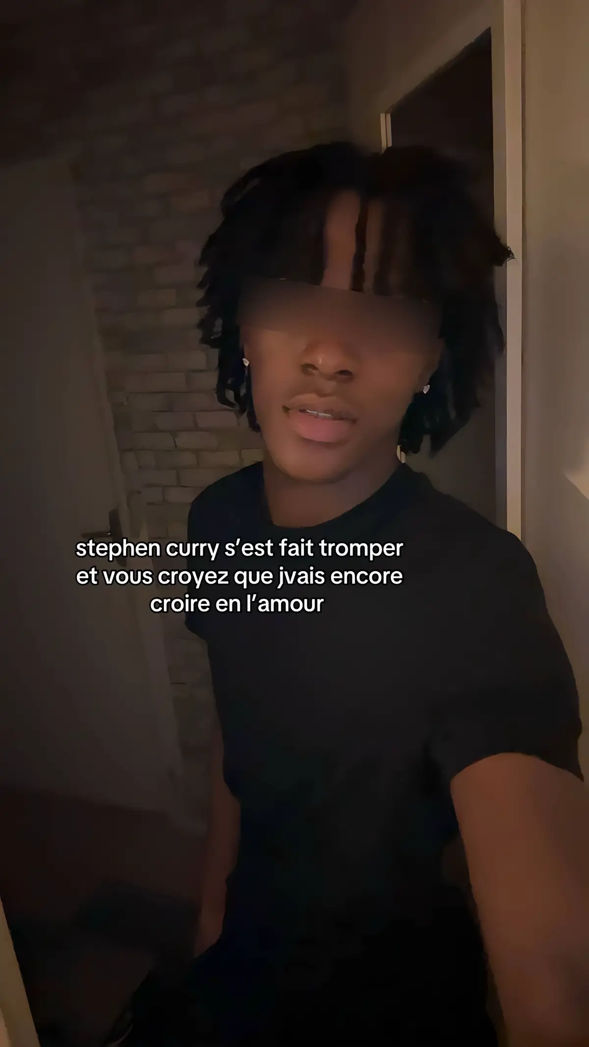 Elle a enlevé sa bague pour un renoi wsh  #stephencurry #basketball 