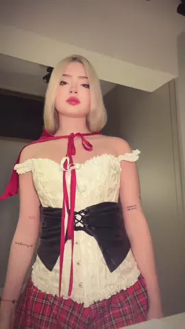 Salió la caperucita #disfrazhalloween #venezuela🇻🇪 