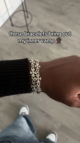 Feeling like king vamp 😂🔥 #jewelry #bracelets #jewelrytiktok #chrome #vampire #carti 