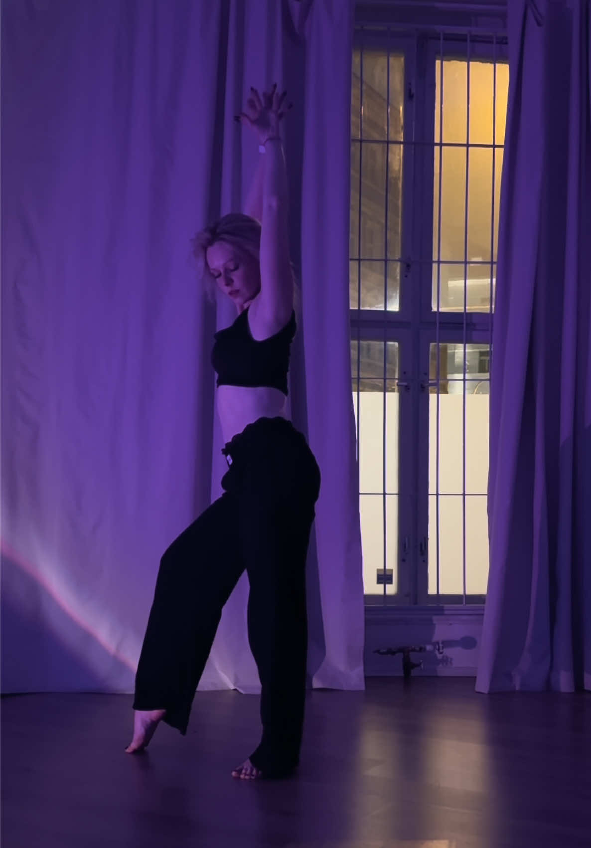 New choreo😍 SØLV / ANGEL BY MY SIDE💃 #dancers #czechdancers #prague #dancechoreography #choreography 