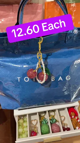 #totebag #totebags #bluebag #bluetote #pinktote 