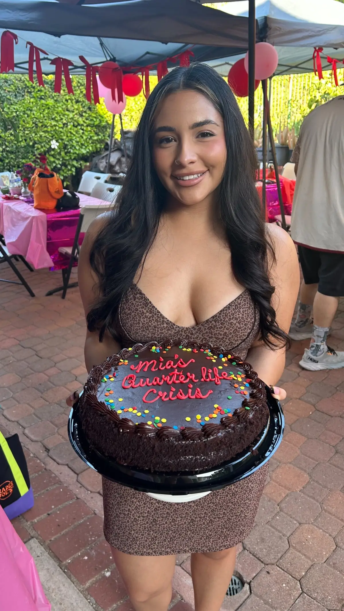 happy to live another year, cheers to 25 💋