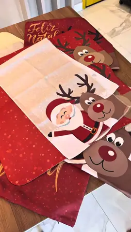 🎄 VOLTOU ESSA SUPER OFERTA NA SHOPEE! 😍💥 Deixe sua casa no clima natalino com o Combo Natalino Completo 🎅✨ ➡️ 4 capas para almofadas do Papai Noel ➡️ 3 tapetes de cozinha “Feliz Natal” ➡️ 1 trilho de mesa natalino 🎁 Tudo isso pra você decorar com muito estilo e economia! 🏠❤️ ID: AVF-KDR-LLV  ⚠️ Promoção por tempo limitado! 🛒 Acesse o link da bio e confira essa e outras ofertas incríveis na vitrine da Shopee! 🧡 #Shopee #NatalShopee #AchadinhosShopee #PromoShopee #DecorDeNatal 