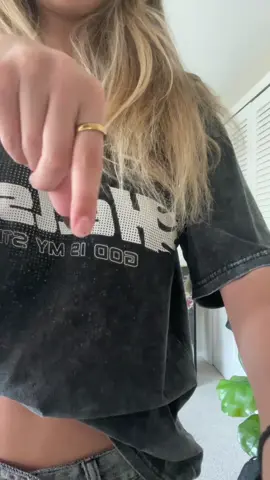 guess who lost a nail 💔#OOTD #outfitinspo #outfitideas #fyp