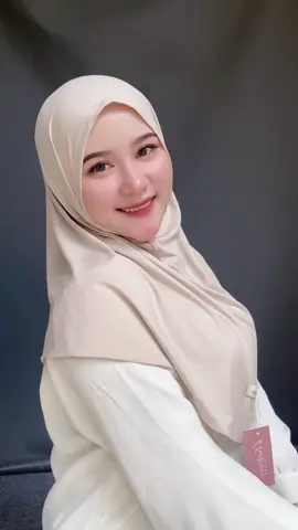 Hijab bergonya bagus banget 😍 #bergo #hijabsatset #hijabinstan 