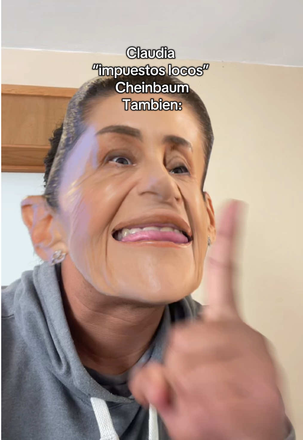 Cállense! Dejen hablar a la presidentaaaaaaa 🤫🤫🤫🤫 #humor #satira #veracruz #satirapolitica #claudiasheimbaum 