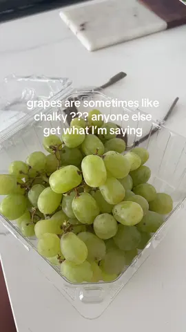 grape with a side of slight chalk. #grapes 