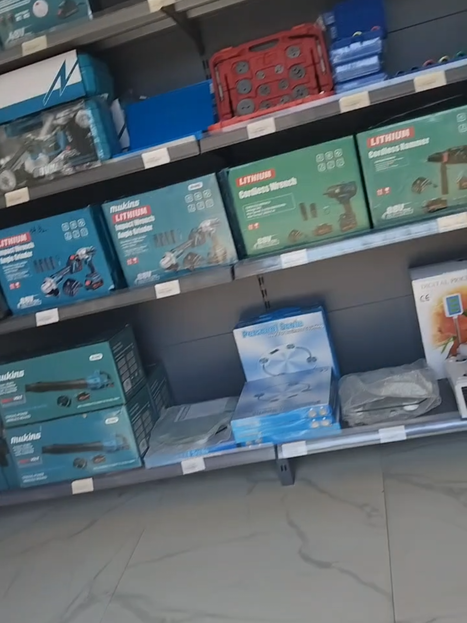 Start selling something today. You will find these tools at jhb china shopping center. Don't forget to text the runner for more information🔥#business #money #tools 