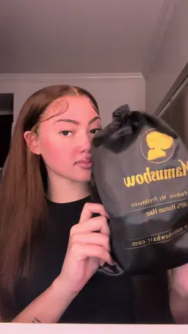 This is the best wig to go with for the fall ?! Definitely a yes from me tap that link & get you one 😍😍 @Mamushow Hair Fashion  #chocolatebrownwig#lacewig#bodywave#mamushowhair#wiginstall