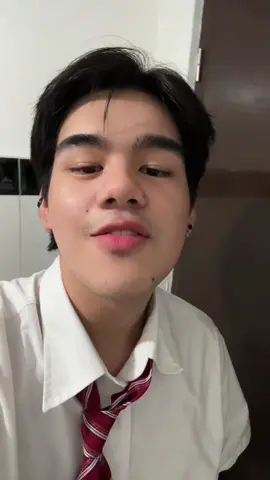 hes blonde!!!!!!!!!