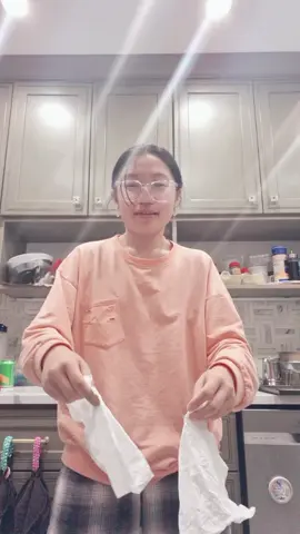 GUYS PLEASE NO HATE🥺🥺🥺🥺🥺 I WAS BORED PLEASE DONT FLAME ME I JUST DID IT 🥺🥺🥺🥺🥺🥺🥺🥺🥺#idk #dance #chicken #tissue #xyz 