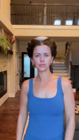 Why do I love this transition so much? #heatlesscurls #transition #hairtransformation #longhair #whitelotus 