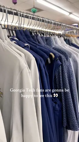 Any Yellowjacket fans out there ?! 👀👏🏻 #foryou #georgiatech #yellowjackets #polos #football 