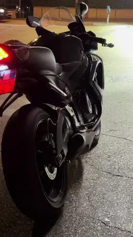 Gsxr #photography ##fyp #bikestyle #bikelife #sportbike 