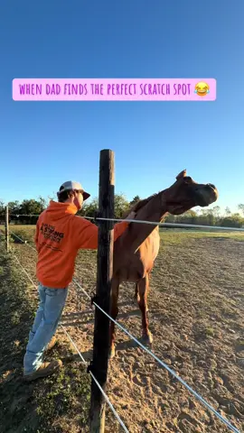 she’s just such an itchy girl 😂🤦🏼‍♀️