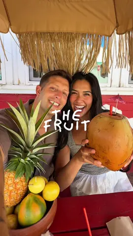 Today's stop:📍@Lana's Cafe — here for some island flavor 😋🌺 #ad #kauai #kauaihawaii #kauaifood #kauaifoodie 