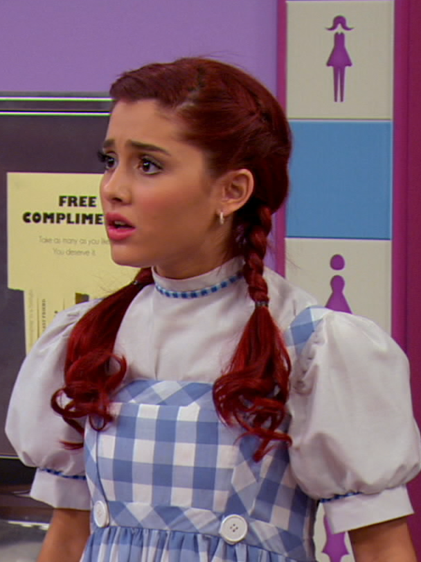 I have a feeling we're not in Hollywood Arts bathroom anymore... VICTORiOUS is now playing on Netflix!   #victorious #arianagrande #wizardofoz