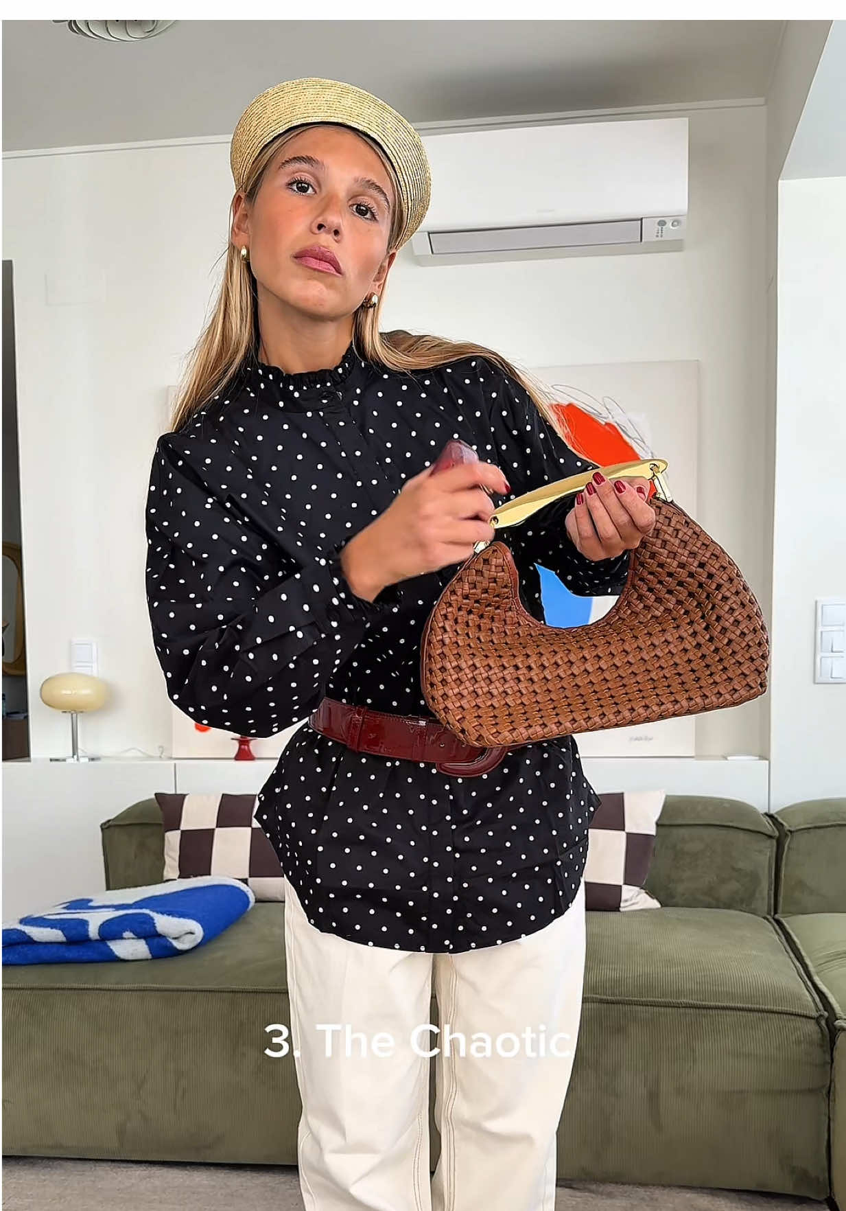 Which one are you?  The “two sprays and done” girl or the “let’s make it my personality” type? Girl math says it doesn’t count if it’s refillable #PradaFragrance #PradaParadoxe #PradaBeauty @pradabeauty 