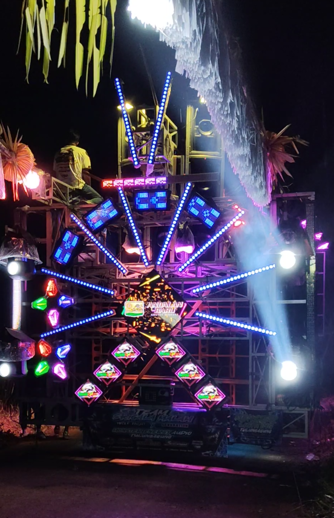 mey audio karnaval nyawangan sendang @meyaudio     #karnavalsoundsystem #karnavalhoreg #pemburuhoreg 