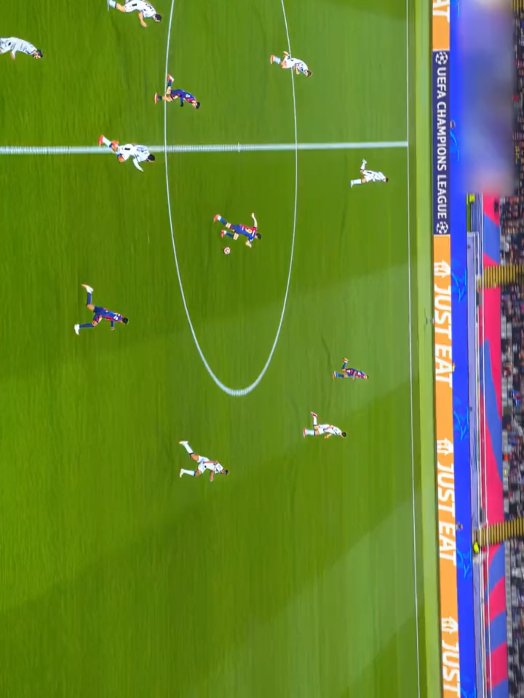 What bro did to him? #yamal #lamine #madrid #barcelona #viralvideos #football #footballtiktok #footballedit #footballtogether #messi #fyp ★ upload method ★ TG: @editing_news