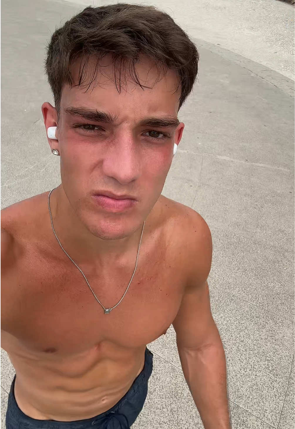 @Rafael Simis me ensina ai
