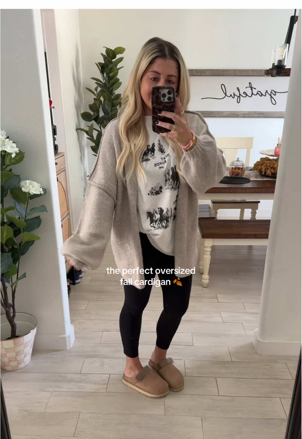 #cardigan #cardiganoutfit #fallfashion #fyp #falloutfitinspo 