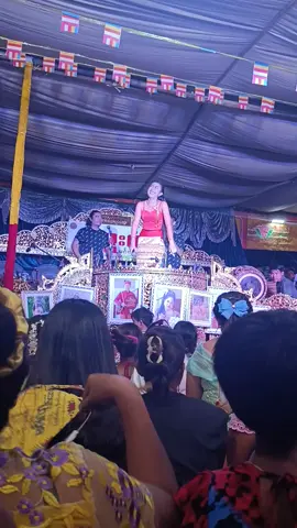 ဇူးဇူးစံ နဲ့ ကဲပြီဟေ့ တောင်ရွာသစ်အလှူ 