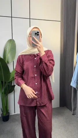 Warna burgundy nya menggoda 🌺 