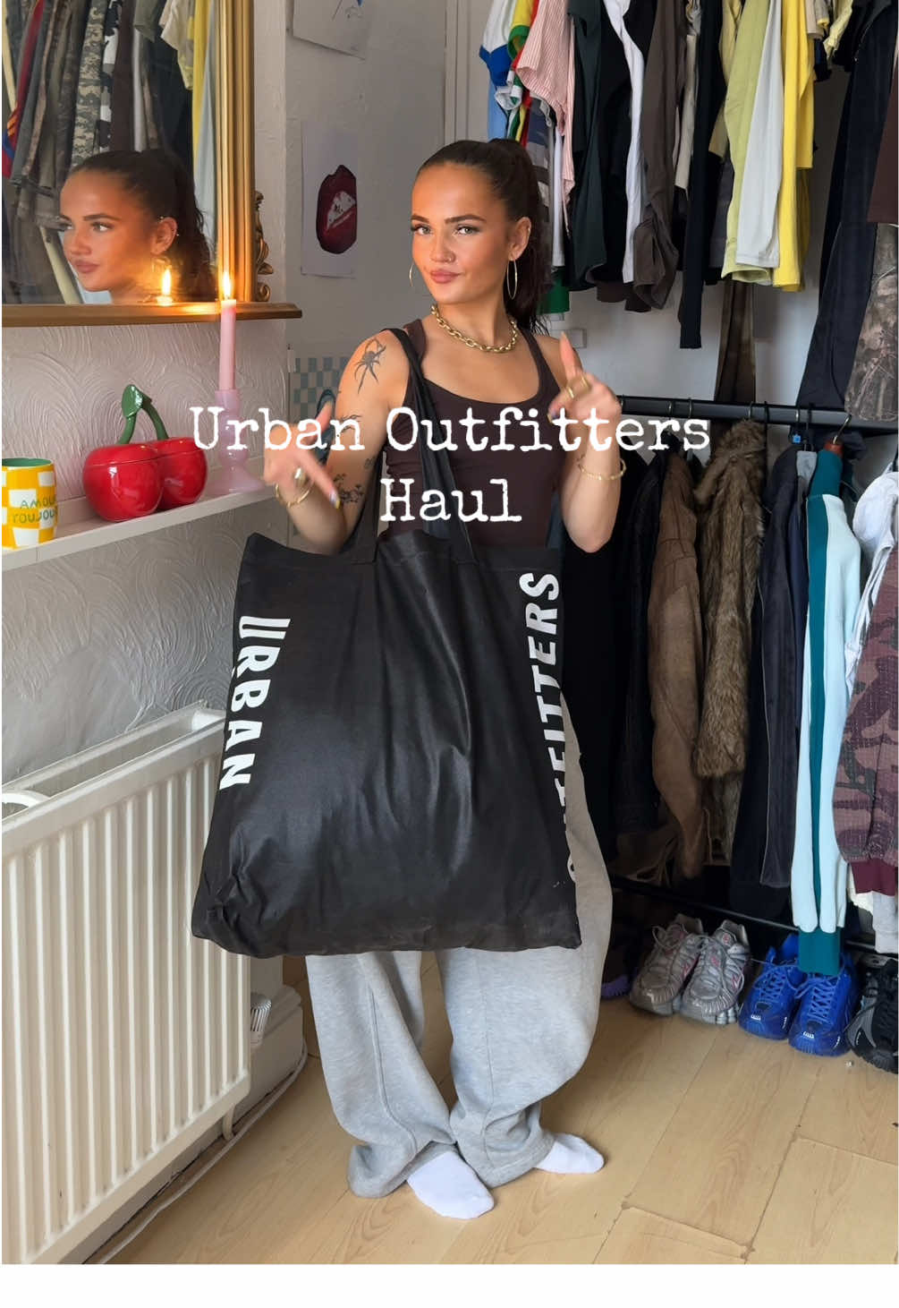 OBSESSED🤌🏼🙊💋🫶🏼 whole fit from @Urban Outfitters Europe  #urbanoutfitters #clothinghaul #fashiontiktok #outfitinspo #autumnfashion 