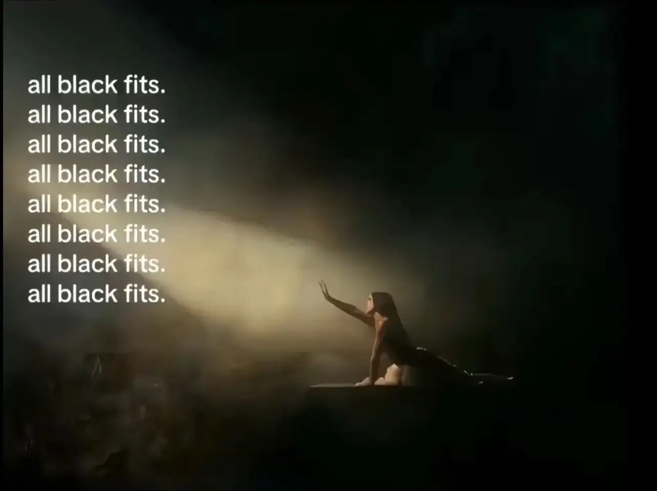 i loveeeee all black 🙂‍↔️🖤