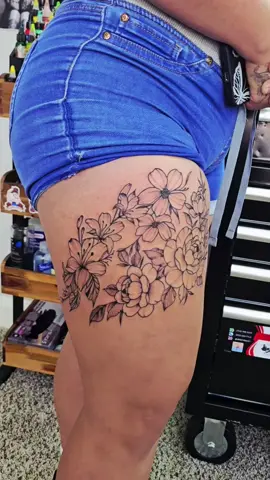 Flores Tattoo  #paratii #fyp #paratiiiiiiiiiiiiiiiiiiiiiiiiiiiiiii #fypシ゚viral #trending 