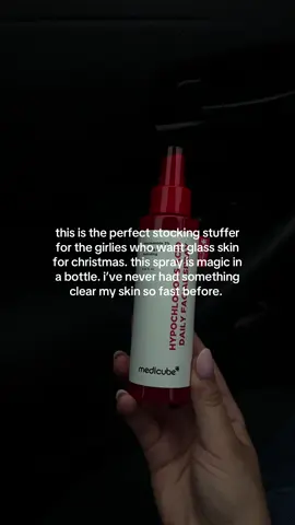 this medicube spray is perfection 🥹😍 @medicube global #medicube #hypochlorousacidspray #tiktokshopcreatorpicks 