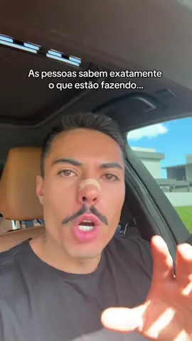 🌹Ninguém é tão idiota assim…