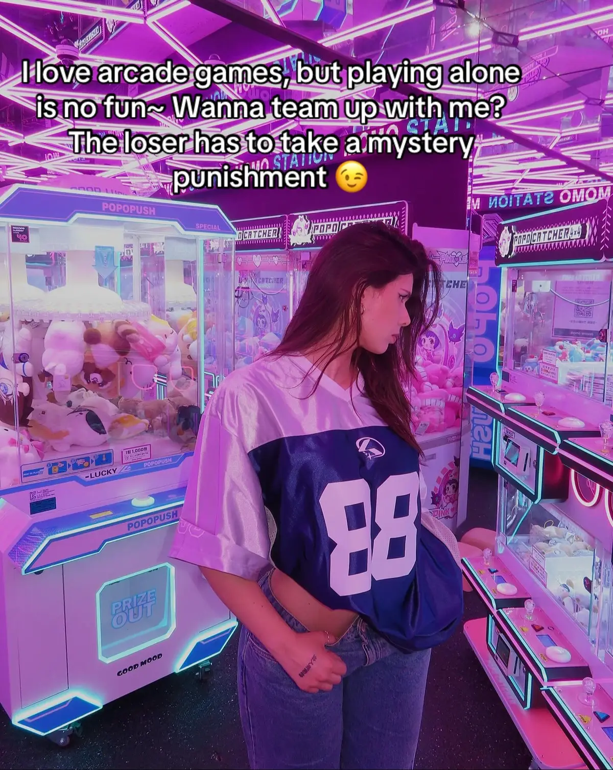I love arcade games, but playing alone is no fun~ Wanna team up with me? The loser has to take a mystery punishment 😉