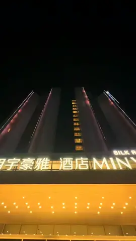 alooo #fyppppppppppppppppppppppp  #viral #edit #🩶