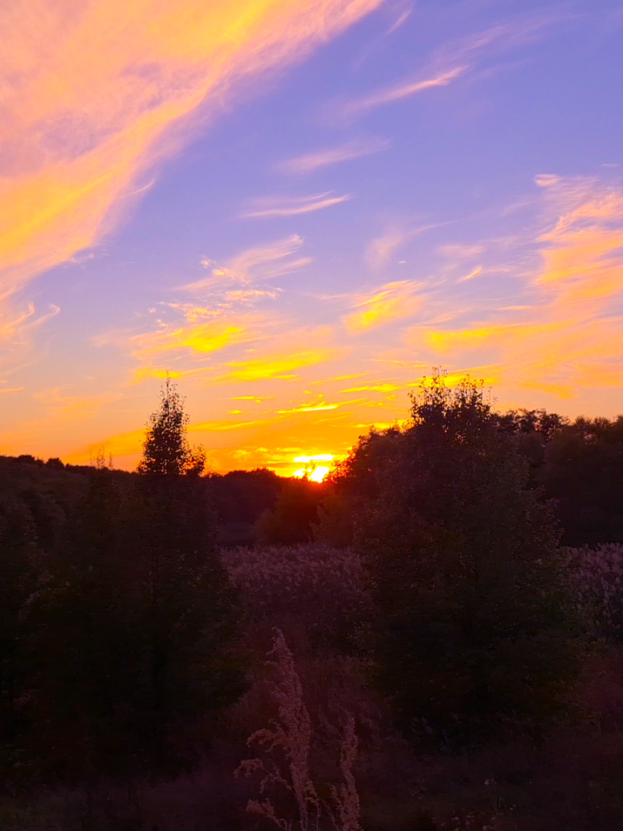 amazing sunset  #real #fypシ゚ #vibes #atmosphere #sunsetlover 