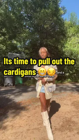 Cardigan season is slowly creeping up on us 😩☺️ #fallfashion #winterfashion #cardiganoutfit 