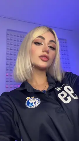 دو ستاره ام مثل پرچم استقلال 💙🌟🌟💙