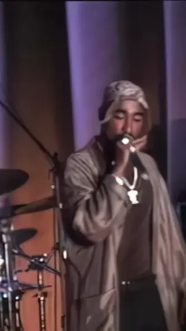 Dear Mama #2000sthrowback #lyrics #classicalmusic #rnb 
